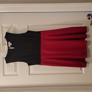 Elle Eiffel Tower Dress Size 14